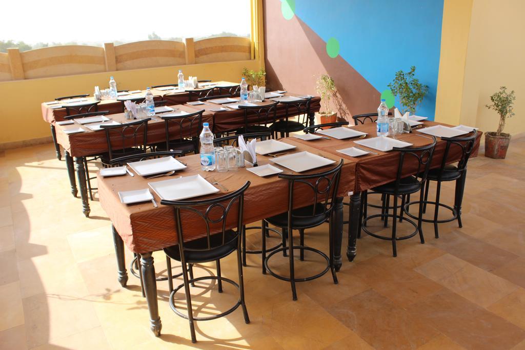 Hotel Imperial Jaisalmer Dış mekan fotoğraf