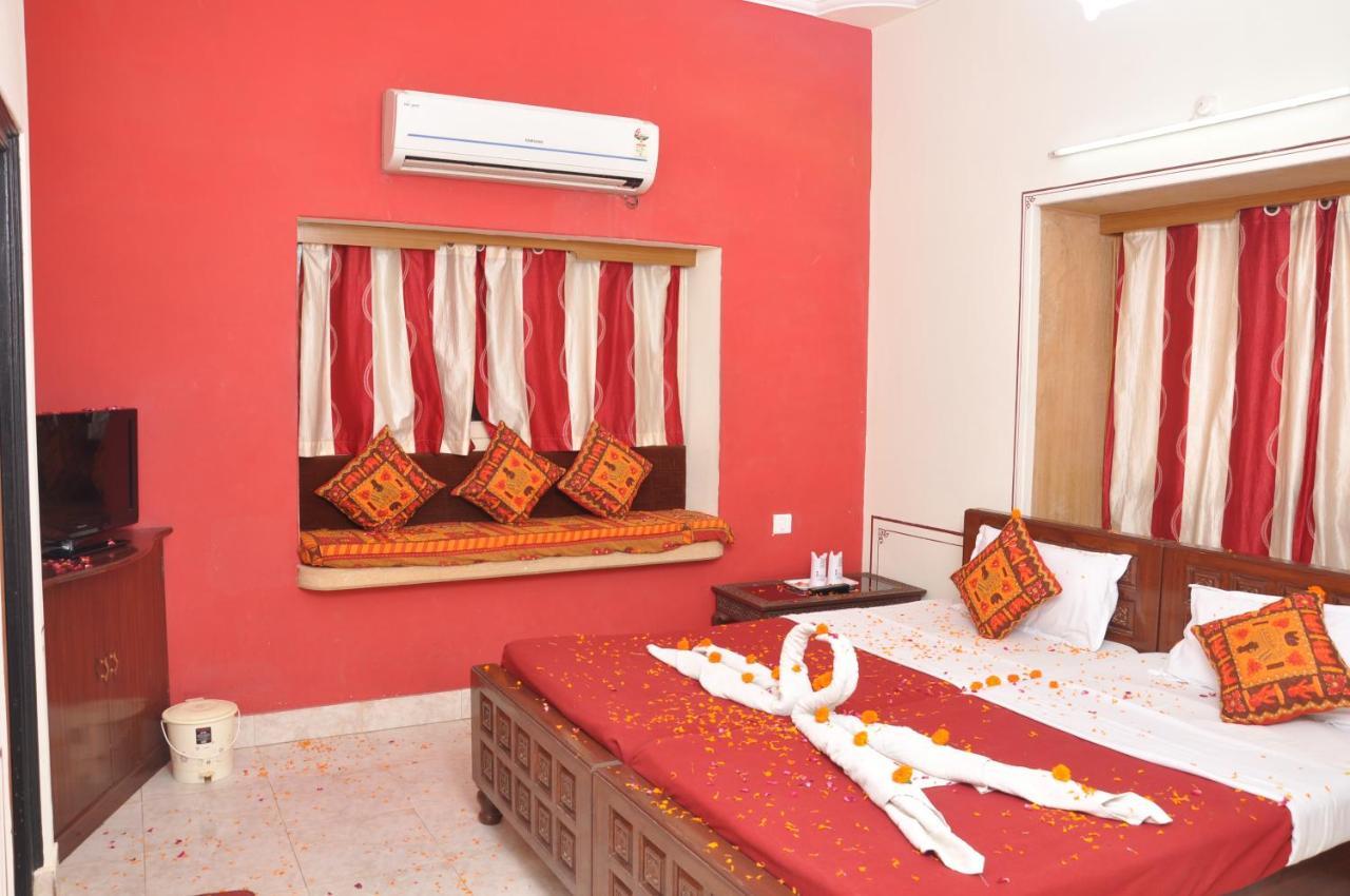 Hotel Imperial Jaisalmer Dış mekan fotoğraf